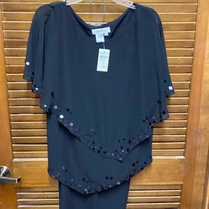 New with tag, black pantsuit, size 16, never been worn
